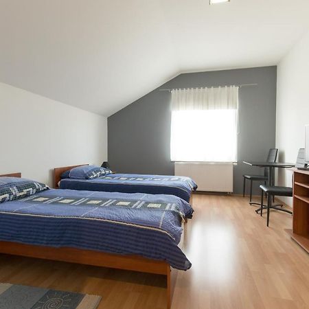 Guesthouse Capistro Bilje Buitenkant foto