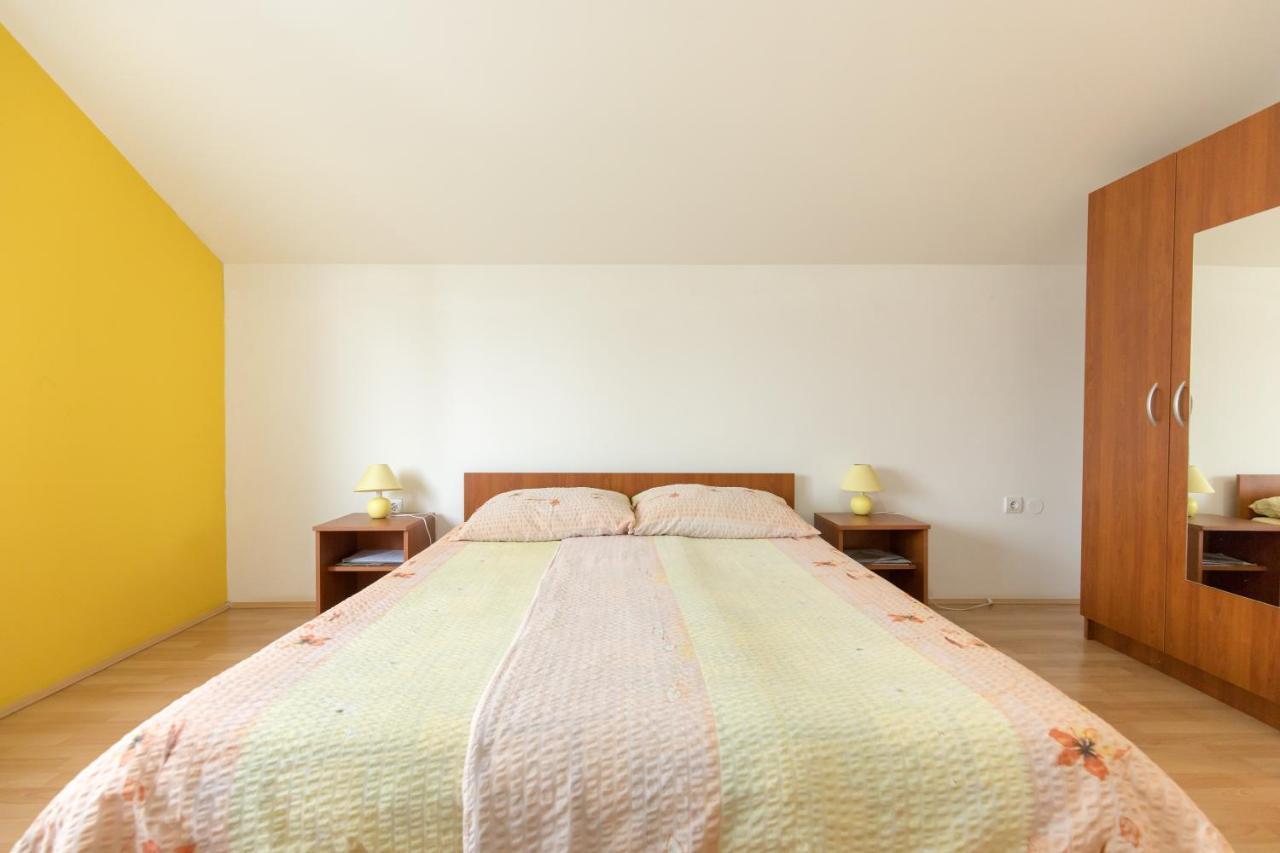 Guesthouse Capistro Bilje Buitenkant foto