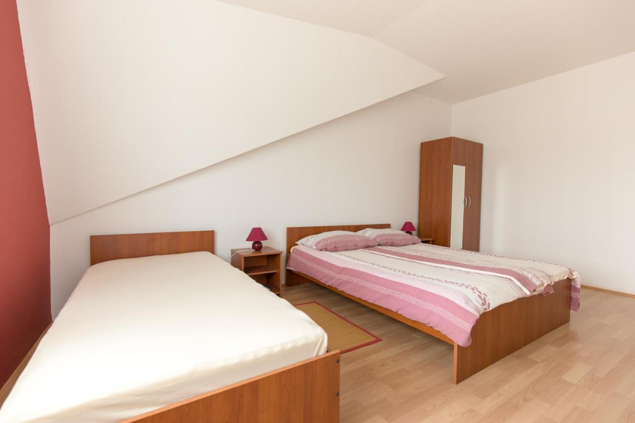 Guesthouse Capistro Bilje Buitenkant foto