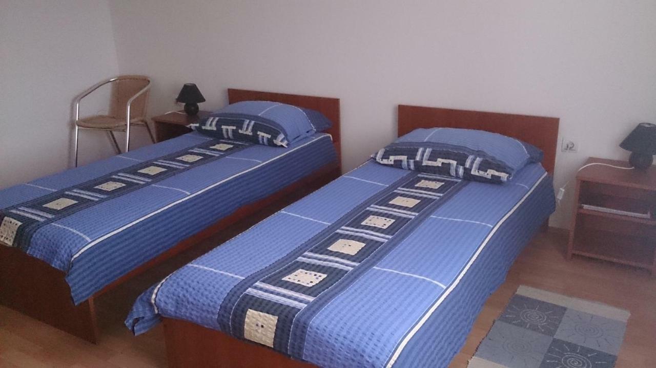 Guesthouse Capistro Bilje Buitenkant foto